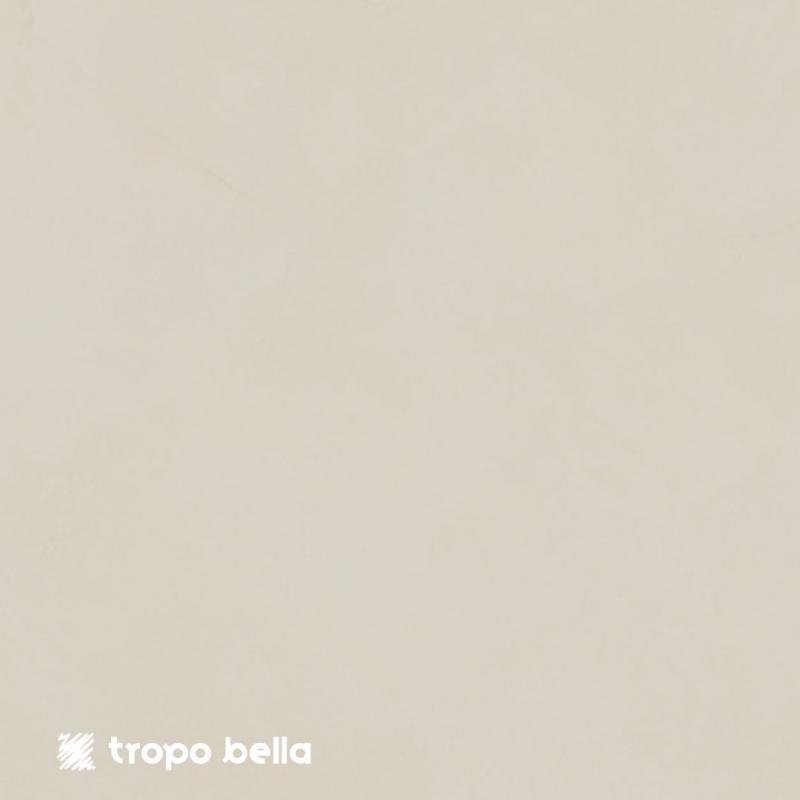 Porcelanato Kyoto Shell EXT 90x90 Decortiles branco resistente ao escorregamento aplicado em área externa com piscina